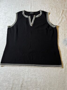 August Max Black Sleeveless Tank with White Contrast Trim